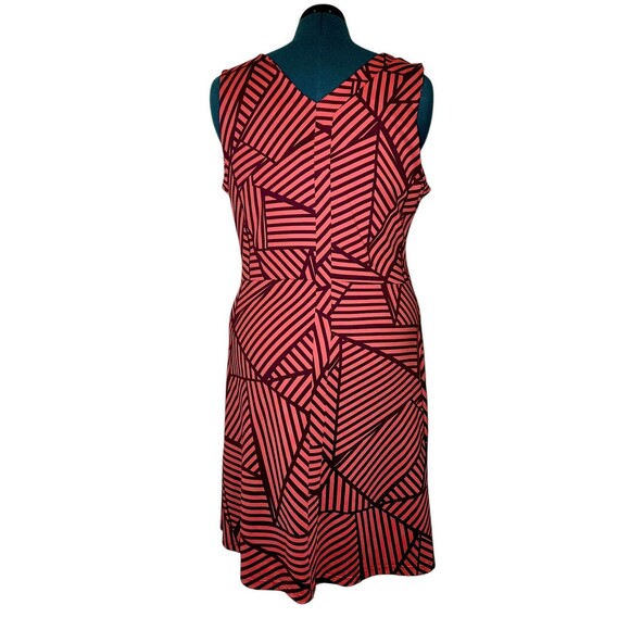 Title Nine Dress Size XL Sleeveless Geometric Pink Purple Athletic Dream… - Picture 6 of 6